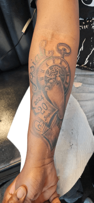 Review image by Nicole Blake for Blade Tattoo (Churchill Hudson)