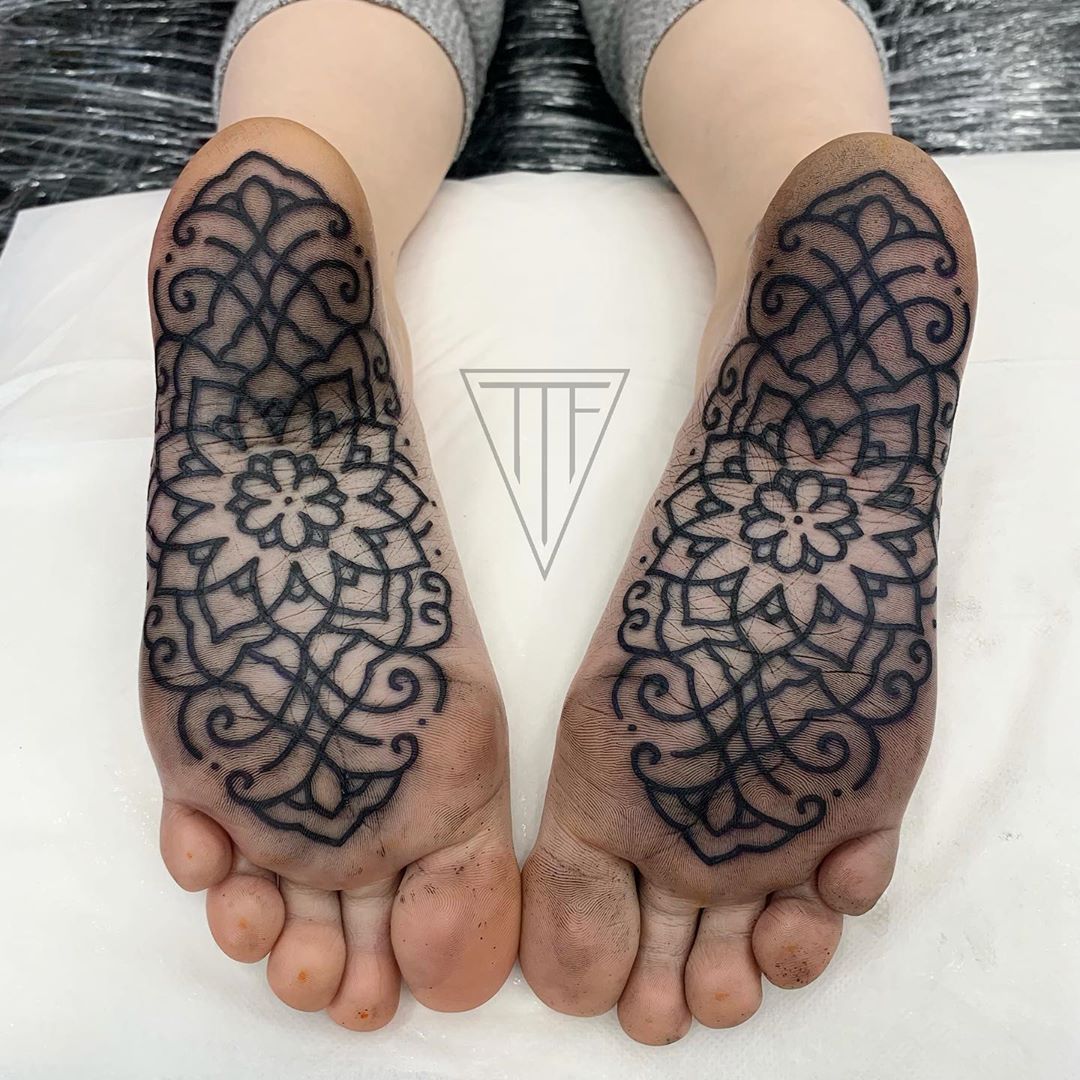 65 Stunning Foot Tattoo Ideas [2024 Inspiration Guide]