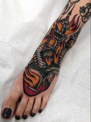 Foot tattoo by Giuseppe Messina #GiuseppeMessina #foottattoo #foottattoos #foot #feet #color #neotraditional #church #castle #building #architecture #fire #heart #anatomicalheart