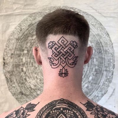 Eternal knot tattoo by Jeremiekergroach #Jeremiekergroach #buddhisttattoo #buddhatattoo #buddhism #buddha #enlightenment #meditation #easternreligion #eternalknot #lotus #linework