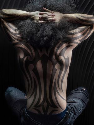 Blackwork tattoo idea by Leo Zulueta - Faces of the Future #FacesoftheFuture #blackworktattoo #blackwork #blackworktattooartist #blackworktattooidea #baclkworktattoostyle #KajaGwincinska #Hanumantra #LeoZulueta