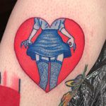 Heart tattoo by Robert Wilden aka Deathsure #Deathsure #RobertWilden #hearttatotos #hearttattoo #hearts #heart #love #pinup #color #dotwork #illustrative #leg
