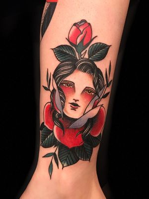 Rose tattoo by Derick Montez #DerickMontez #tattooartist #tattoodo #tattoodoapp #awesometattoo #besttattoo #color #traditional #rose #flower #plant #ladyhead #lady #portrait #cute