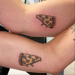 Matching bff pizza tattoos by AJ McGuire #AJMcGuire #bestfriendtattoos #friendshiptattoos #friendtattoos #bfftattoo #matchingfriendtattoos #pizza #mushrooms #cheesepizza #foodtattoo #colortattoo