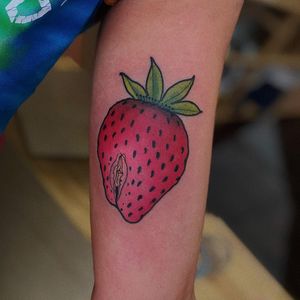 Tattoo by Jaylind Hamilton #JaylindHamilton #jaybaby #japanese #neotraditional #japanesetattoo #illustrative #qpocttt #shunga #strawberry #fruit #food #armtattoo #color