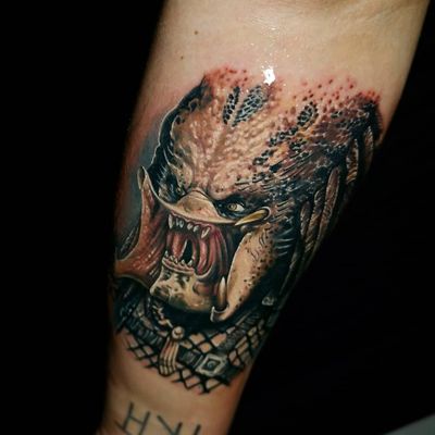 Horror tattoo by Joe K Worrall #JoeKWorrall #horrortattoos #horrortattoo #horror #darkart #evil #demon #darkness #death #predator #ArnoldSchwarzenegger #movietattoo #realism #realistic #color #armtattoo