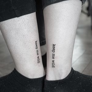 Small best friend tattoos by Marie Sophie aka maryraintattoo #mariesophie #maryraintattoo #bestfriendtattoos #friendshiptattoos #friendtattoos #bfftattoo #matchingfriendtattoos #lettering #quote #text