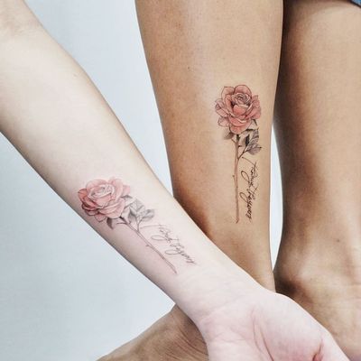 Small best friend tattoos by Fleecircus #fleecircus #bestfriendtattoos #friendshiptattoos #friendtattoos #bfftattoo #matchingfriendtattoos #illustrative #linework #rose #flower #floral #script #lettering #cursive