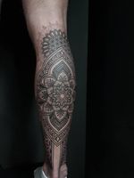 Mandala tattoo by Ash Boss #AshBoss #tattooartist #tattoodo #tattoodoapp #awesometattoo #besttattoo #linework #ornamental #neotribal #pattern #mandala #dotwork #legtattoo