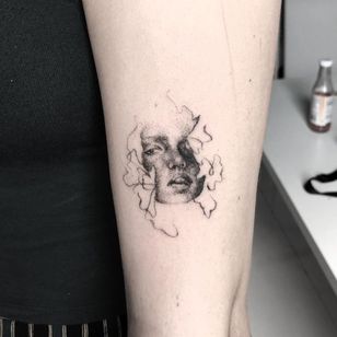 Hand poke tattoo by Sabrina Drescher aka stabdee #SabrinaDrescher #StabDee #handpoketattoo #illustrative #dotwork #handpoke #portrait #ladyhead #surreal #surrealism