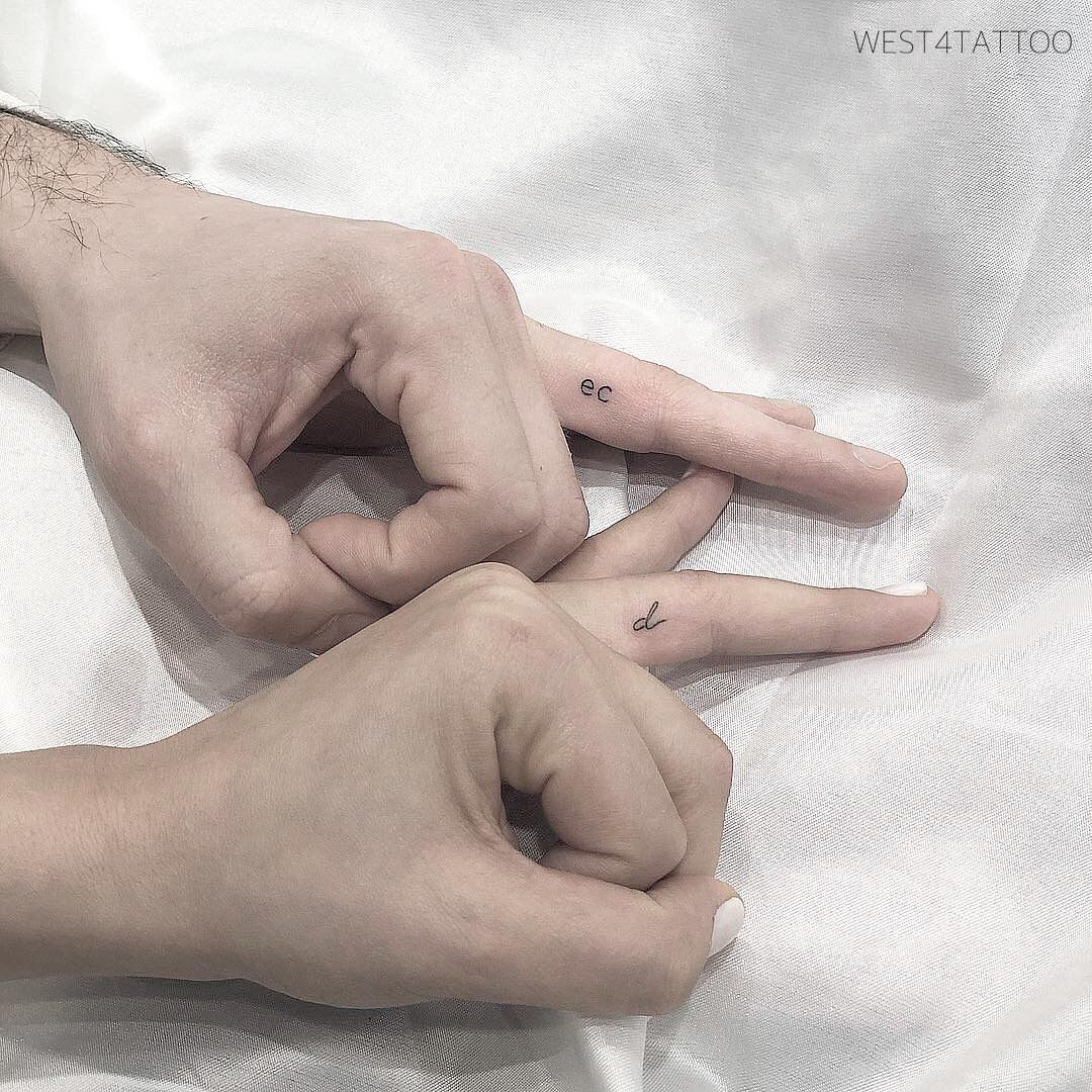 Kendall Jenner and Hailey Baldwin get matching tattoos
