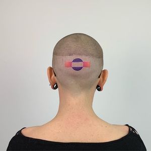 Scalp tattoo by Zachary aka babysfirstcig #Zachary #babysfirstcig #nationalcomingoutday #queer #qttr #lgbt #lgbtqia #color #scalp #shapes #abstract