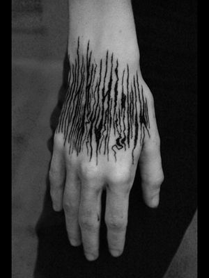 Blackwork illustrative tattoo by Rex Morris aka FCKNRX #RexMorris #FCKNRX #blackwork #illustrative #freehand #freemachine #abstract #abstractexpressionism #underground #handtattoo