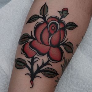 Rose tattoo by Ivan Antonyshev #IvanAntonyshev #rosetattoo #rosetattoos #rosetattooidea #rose #roses #flower #floral #petals #plant #nature #bloom 
