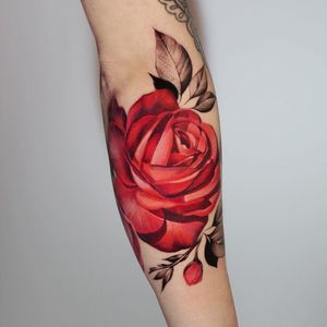 Rose tattoo by Rostra #Rostra #rosetattoo #rosetattoos #rosetattooidea #rose #roses #flower #floral #petals #plant #nature #bloom 