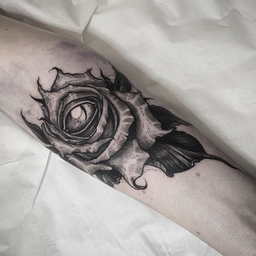Roses and Eye tattoo by Mike Flores  Post 27849