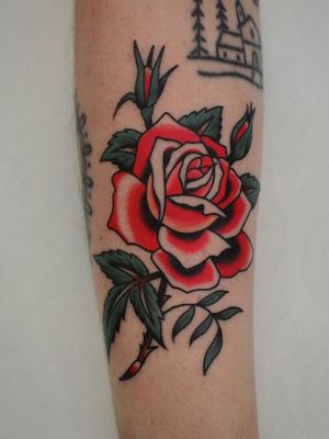 Rose tattoo by Florian Santus #FlorianSantus #rosetattoo #rosetattoos #rosetattooidea #rose #roses #flower #floral #petals #plant #nature #bloom 