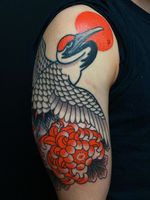 Crane tattoo by Horikai Caio Pineiro #HorikaiCaioPineiro #crane #chrysanthemum #japanesetattoos #japanese #irezumi #japanesemythology #mythology 