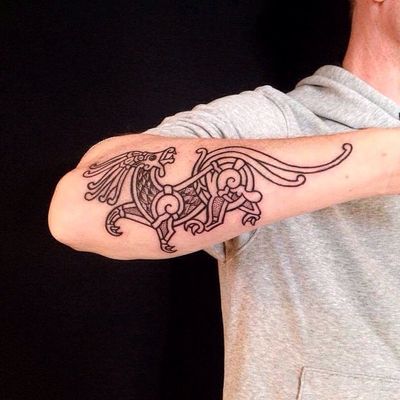 Ringerike Wolf tattoo by Larma Tattoo #LarmaTattoo #vikingtattoo #viking #norse #norsemythology #norsesymbols #symbols 