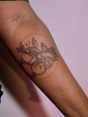 Fruit tattoo by Samantha Robles aka tattoos by cake #SamanthaRobles #tattoosbycake #fruit #persimmon #fruit #leaves #plant #illustrative #tattoosondarkskin #darkskintattoos