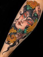 Lady head tattoo by Claudia De Sabe #ClaudiaDeSabe #neotraditional #japanese #ladyhead #portrait #color #chrysanthemum #birds #feathers #wings #flowers #floral #armtattoo 