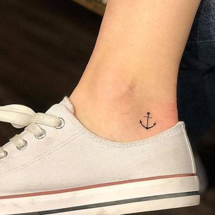 Minimalist anchor by Chang of West 4 Tattoo #Chang #anchor #small #blackwork #minimalist #ankletattoo