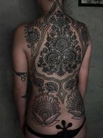 Back tattoo by Xapiripa #Xapiripa ##blackwork #backtattoo #pattern #neotribal #folkart #floral #linework #pattern #mandala #backpiece