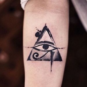 Eye of Horus tattoo by unknown artist #eyeofhorus #eyeofanubis #eyeorra #anubis #egyptian #egyptiantattoo 