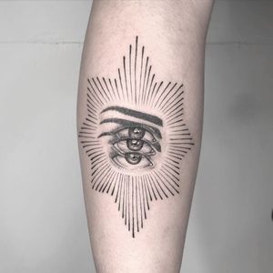 All seeing eye tattoo by Yatzil Elizalde #YatzilElizalde   #allseeingeye #allseeingeyetattoo #eye #eyetattoo #eyeball 