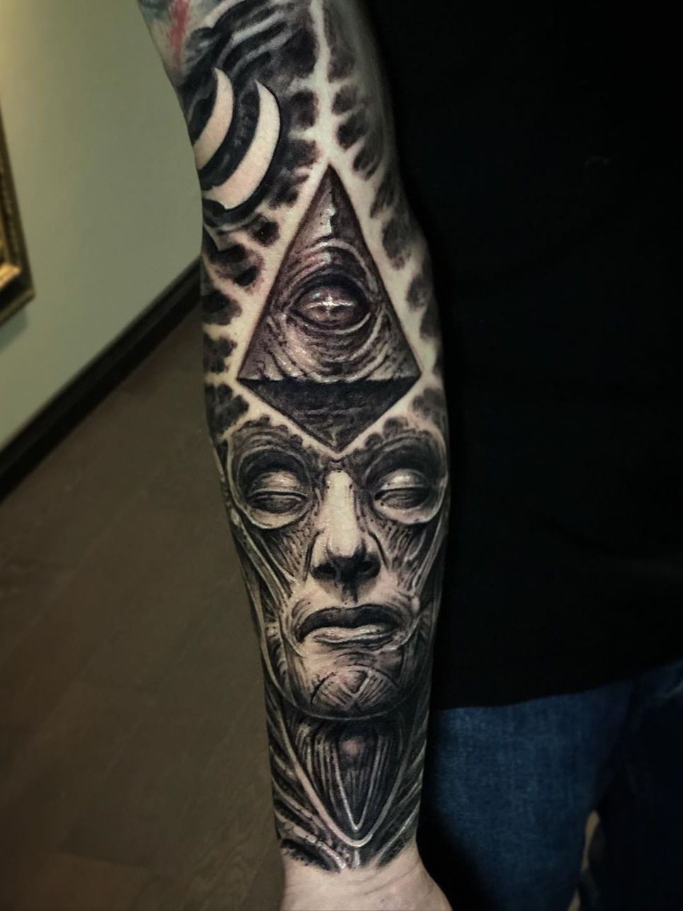 The All Seeing Eye Tattoo Meaning And 105+ Designs To Open Your Eyes