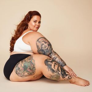 Tess Holliday photographed by Zoe McConnell #TessHolliday #tattooedbabe #tattoomodel #tattooedmodel