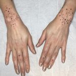 Sun and moon hand poke tattoos by Tati Compton #TatiCompton #handpoke #handpoketattoo #sunandmoon #sun #moon #stars #tinytattoo #smalltattoo #handtattoo
