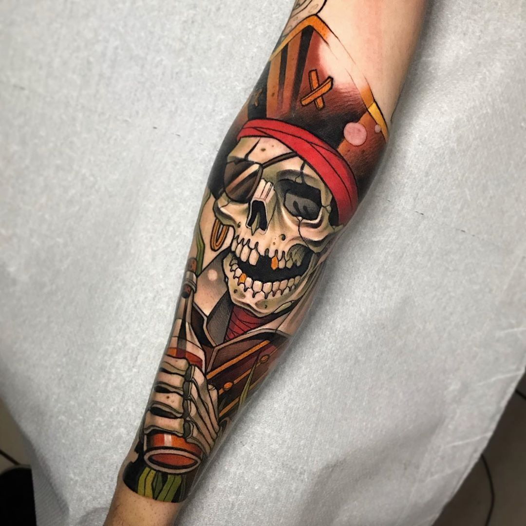 Pirate skull tattoo by Eliot Kohek | Post 23639