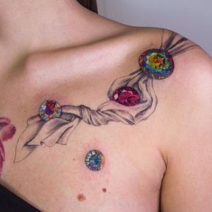 Tattoo by Anya Tsyna #AnyaTsyna #illustrative #realism #color #surreal #strange #unique #gems #diamond #ornamental #jewelry #fineart