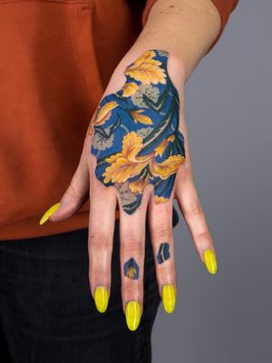 Tattoo by Anya Tsyna #AnyaTsyna #illustrative #realism #color #surreal #strange #unique #gems #diamond #ornamental #jewelry #fineart #handtattoo #baroque #flower