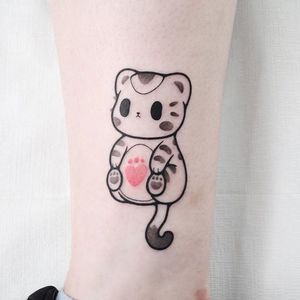 Cat tattoo from Hugo Tattooer #HugoTattooer #cattattoos #cattattoo #kittytattoo #kitty #cat #petportrait #animal #nature