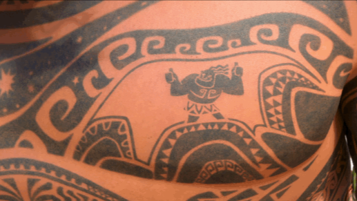 Maui’s tattoos comes to life through animation #filmtattoos #Disneytattoos #movietattoos #tattooanimation 