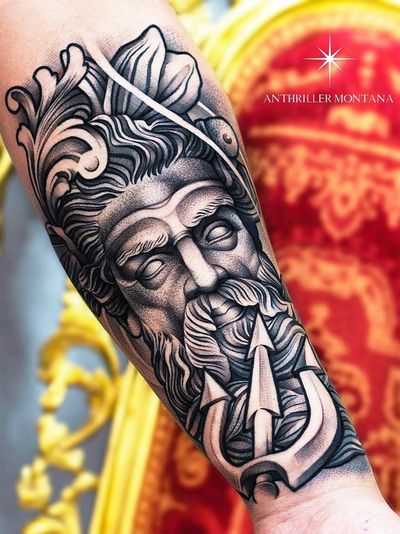 Poseiden tattoo with trident tattoo by Anthriller Montana #anthrillermontana #trident #tridenttattoo #neptune #poseiden #blackandgrey #arm #neotraditional