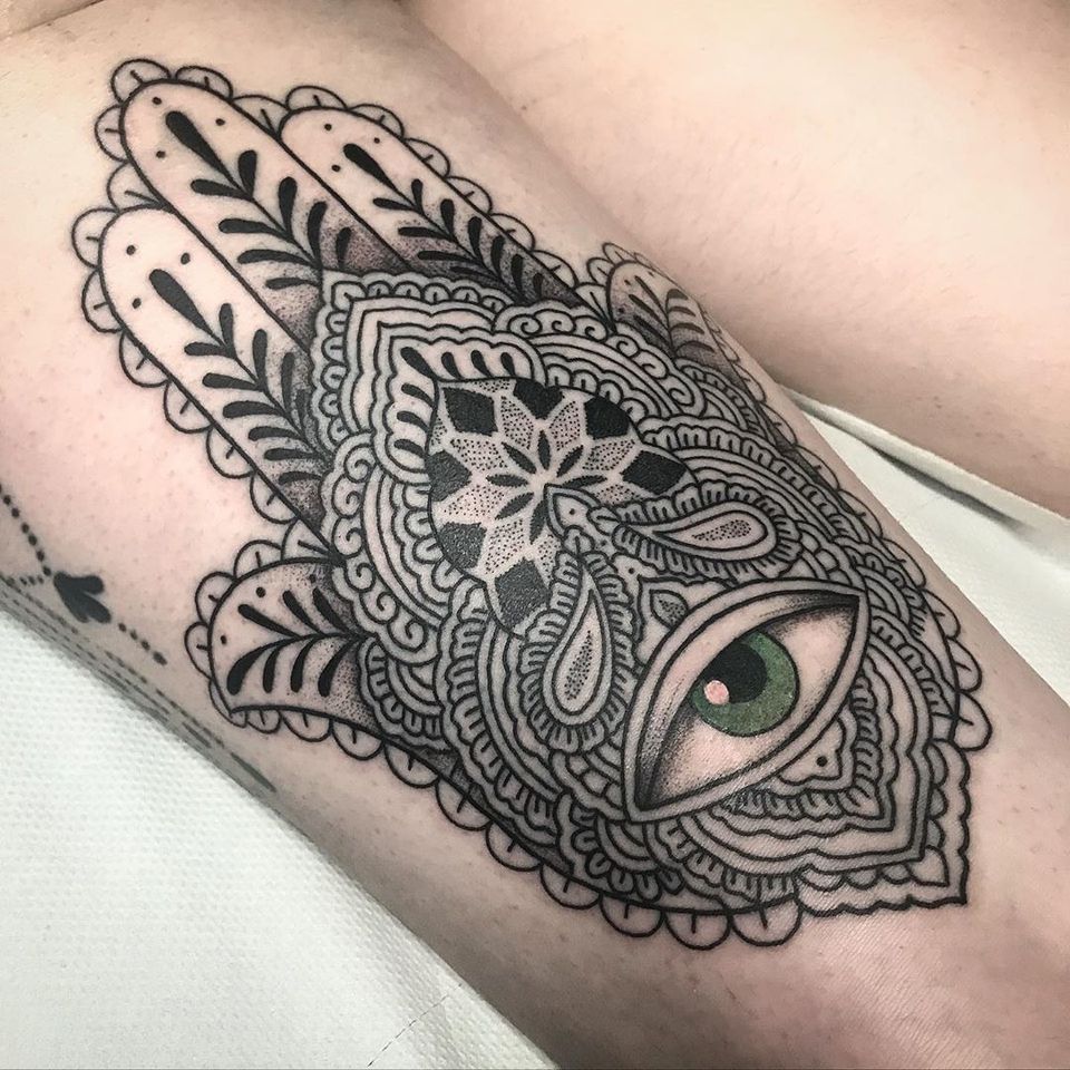 Hamsa tattoo by Paddy Dundon #PaddyDundon #amuthooraart #hamsatattoo #hamsa #eye #hamsahand #spiritual #handofgod #geometric