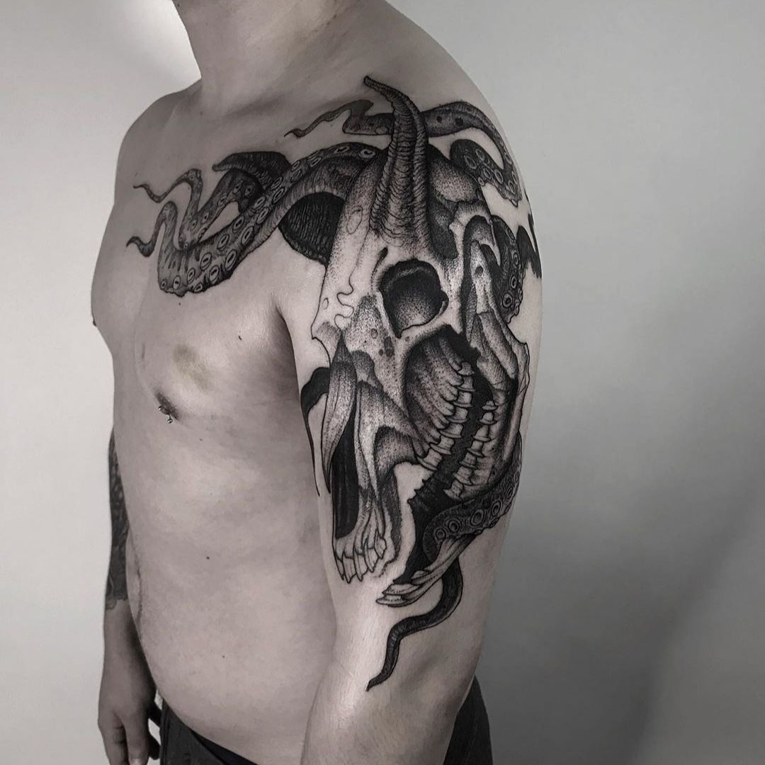 Taylor on Instagram Yesterdays Giant Pacific octopus   tattoo  tattooflash westcoast westcoastattoo ucluelet uclueletbc  ucluelettattoo