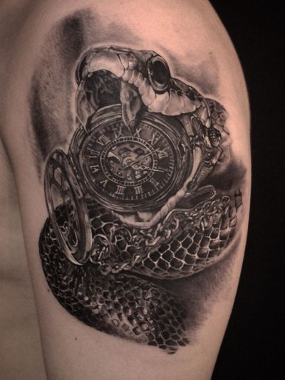 Snake tattoo by Lil Jeon #LilJeon #blackandgrey #realism #snake #compass #animal #arm
