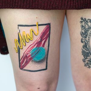 Illustrative tattoo by Cee Burgundy #CeeBurgundy #queertattooer #qttr #vegantattoo #vegantattooer #illustrative #abstract #abstractexpressionism 
