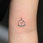 Hand poke tattoo by Han aka Hey Hey Diary #Han #HeyHeyDiary #handpoke #stickandpoke #nonelectric #kawaii #cute #tiny #small #funny #seoul #koreantattooist #bao #food