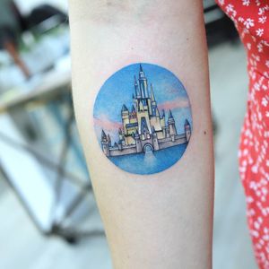 Disney castle tattoo by Grey Un #GreyUn #watercolor #realism #color #koreanartist #disney #disneycastle #castle