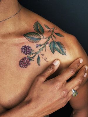 Raspberry tattoo by Gentle Jaz #GentleJaz #raspberry #fruit #colortattoo #nature #plant 