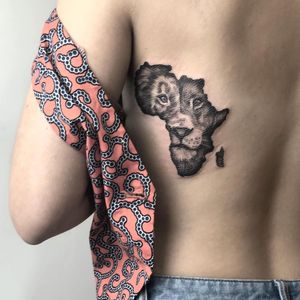 Africa lion tattoo by anasernatattoo #anasernatattoo #africa #african #africancontinent #lion #blackandgrey