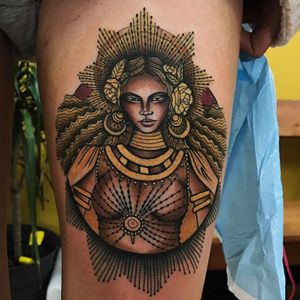 Oshun / Beyonce tattoo by Tammy Kim Tattoos #TammyKim #tammykimtattoos #oshun #beyonce #blackwoman #portrait #neotraditional