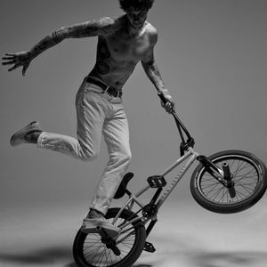 Matthias Dandois - photo by Mark Seliger #MatthiasDandois #bmx #tattoocollector 