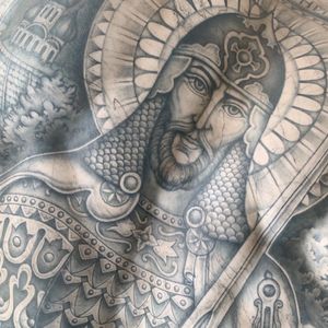 Close-up detail of painted "tattoos" on a sculpture by Fabio Viale #FabioViale