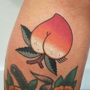 Cute shunga peach tattoo by Rion #Rion #shungatattoo #shunga #erotictattoo #erotic #nsfw #japanesetattoo #japaneseinspired